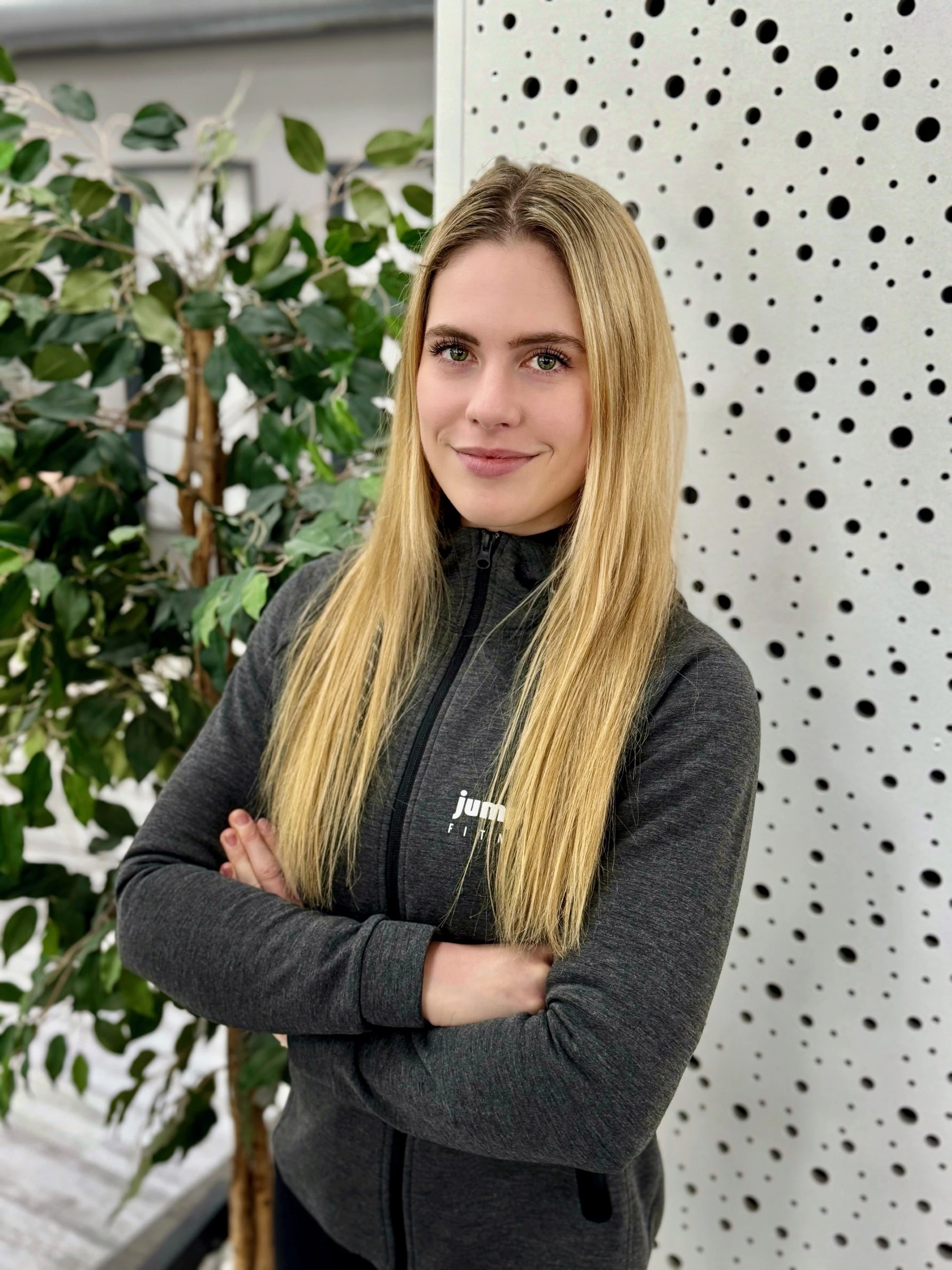 jumpers fitness Studio Augsburg-Stadtbergen Studioleitung Selina